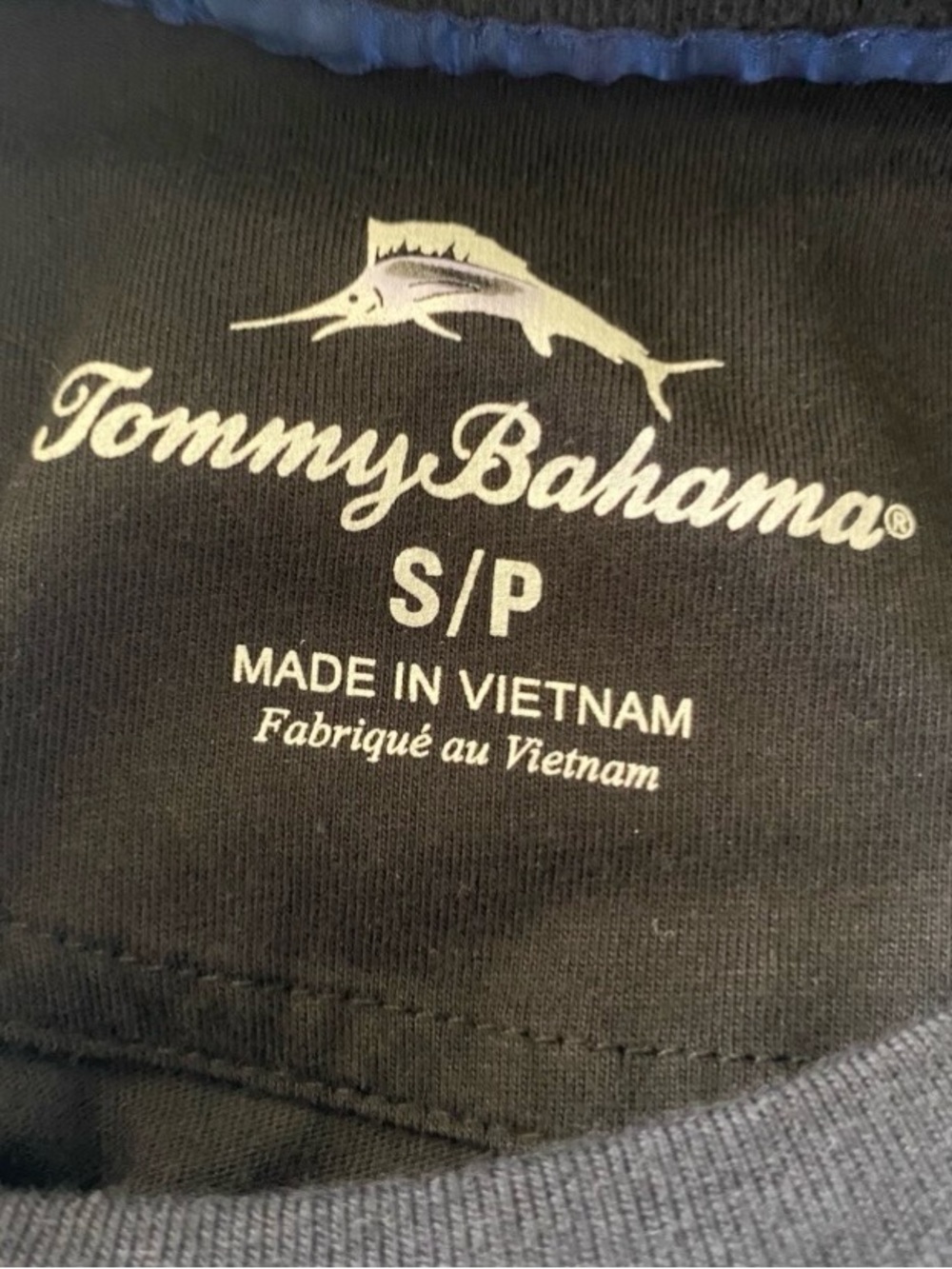 TOMMY BAHAMA Mens T Shirt Size Small Black Bali Skyline Crew Solid NWT - Picture 2 of 8